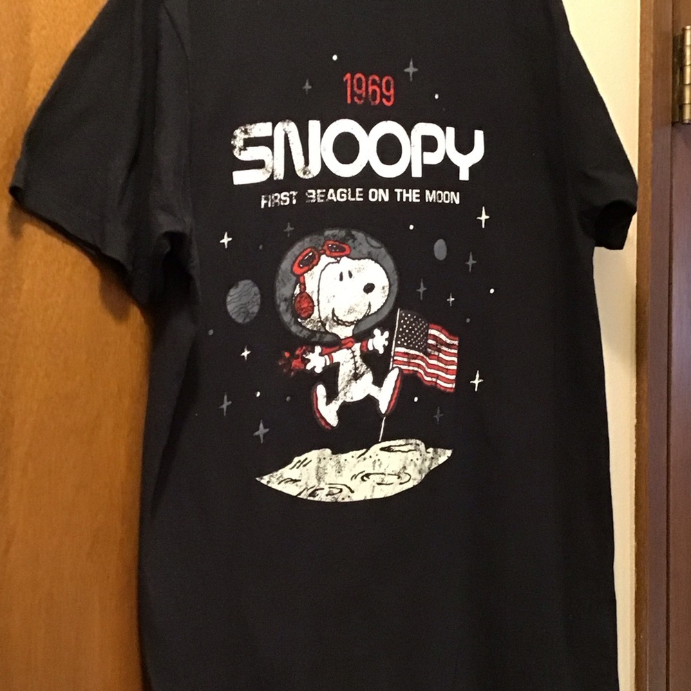 Peanuts Snoopy Black Moon Adventure Tee adult size L